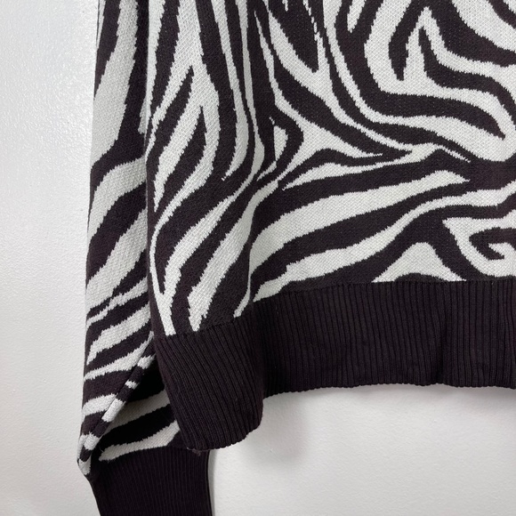 Carbon 38 Zebra Jacquard Crop Sweater‎ Brown Tan Size Medium New With Tag - Picture 10 of 11